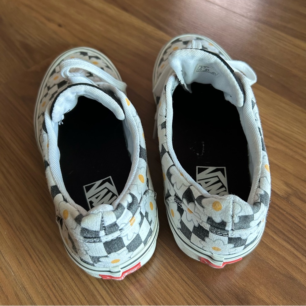 Women’s Vans Black and White Flower Checkered Shoes - Picture 9 of 10